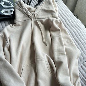 H&M Nude hoodie